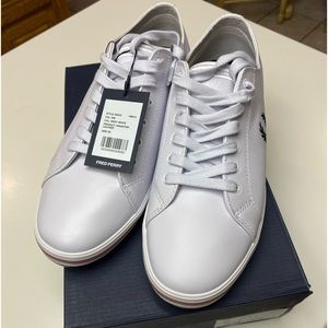 Brand New Fred Perry Kingston  White  Size EU 43 US 10 ( UK 9)